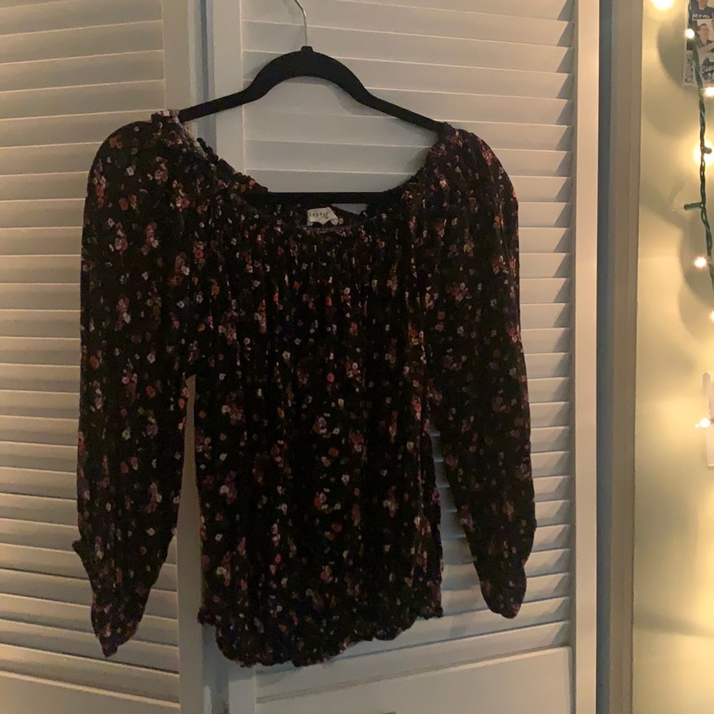 Adorable Floral Blouse